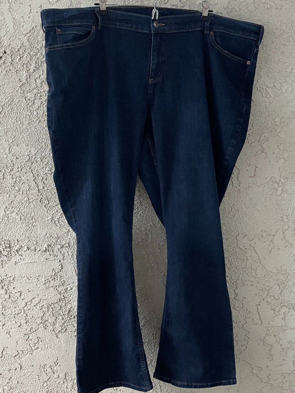 Duluth Trading Co Daily Denim Bootcut Jeans 26W x 33 Style 75808 Indigo